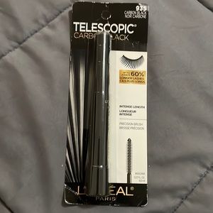 L'Oréal
Telescopic Carbon Black Mascara